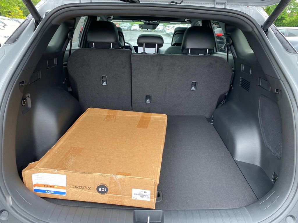 New 2026 Kia Sportage X-Line w/ X-Line Technology Package image 5