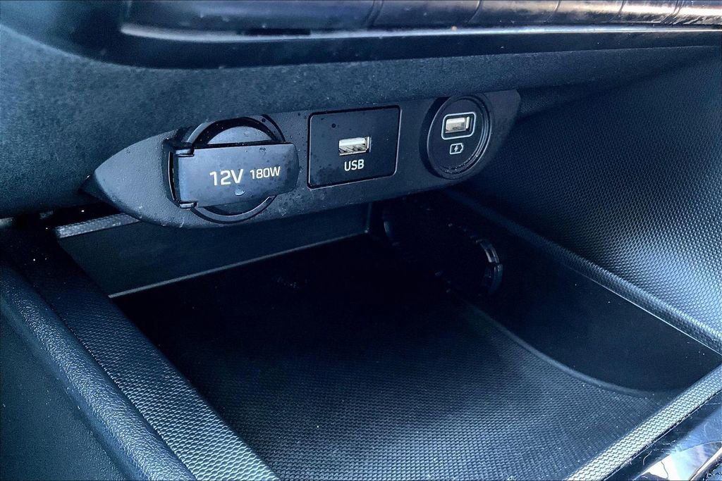 Used 2021 Hyundai Elantra SEL FWD image 31