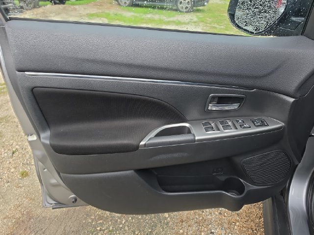 Used 2021 Mitsubishi Outlander Sport SE AWD/4WD image 16