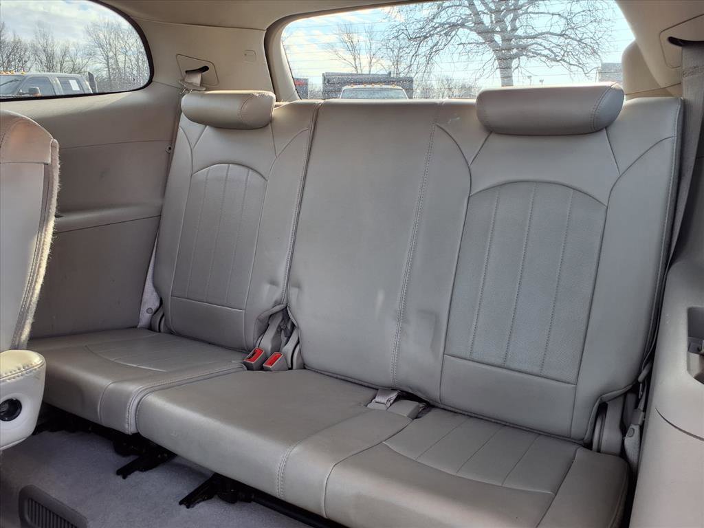 Used 2011 Buick Enclave CXL w/ LPO, Cargo Convenience Pkg image 8