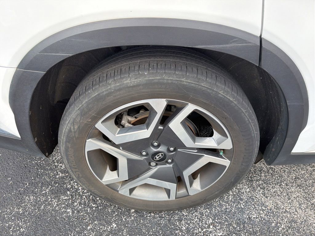 Used 2024 Hyundai Palisade Limited FWD image 11