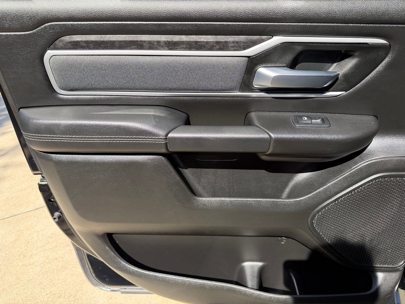 Used 2022 RAM 1500 Big Horn AWD/4WD image 23