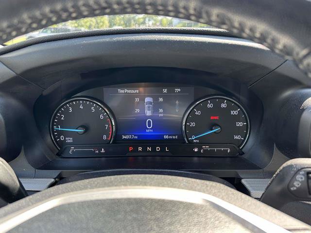 Used 2023 Ford Explorer XLT w/ Equipment Group 202A AWD/4WD image 39