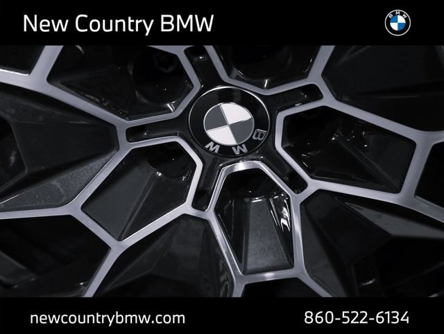 Used 2026 BMW X7 M60i AWD/4WD image 8