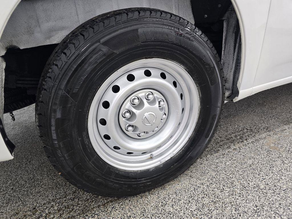 Used 2019 Nissan NV 2500 S RWD image 23