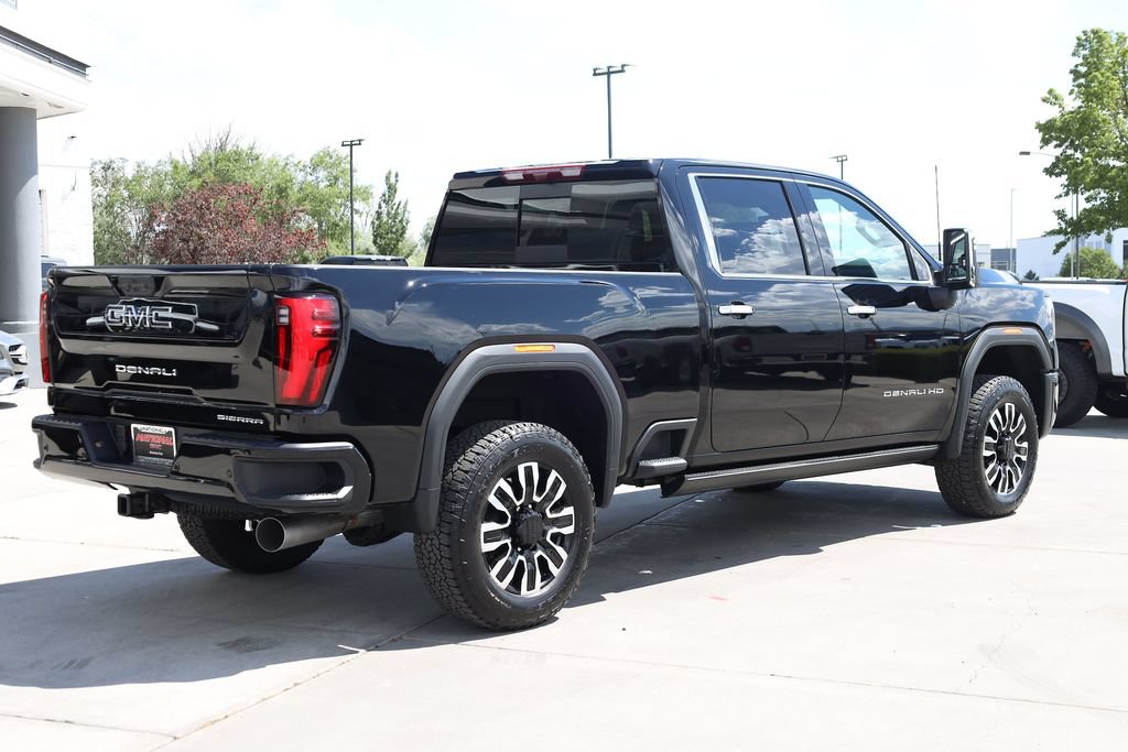 New 2026 GMC Sierra 3500 Denali Ultimate AWD/4WD image 6