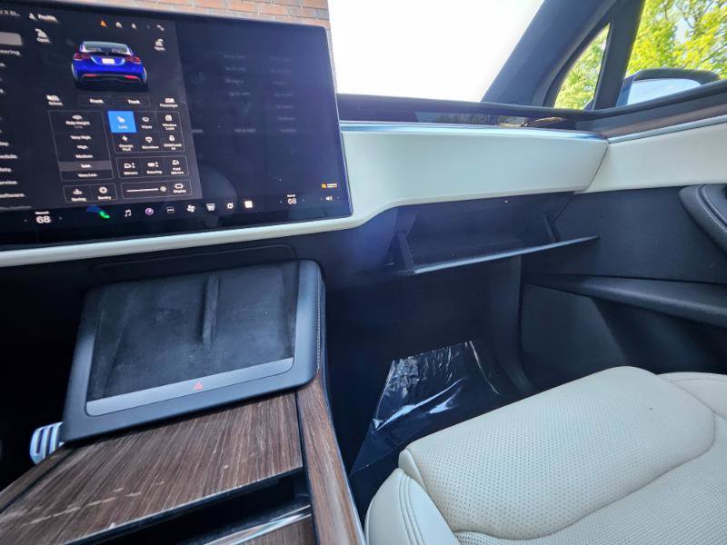 Used 2023 Tesla Model X image 52