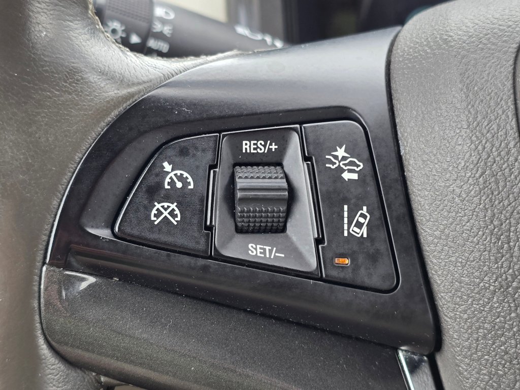 Used 2013 Chevrolet Volt Premium w/ Premium Trim Package FWD image 35