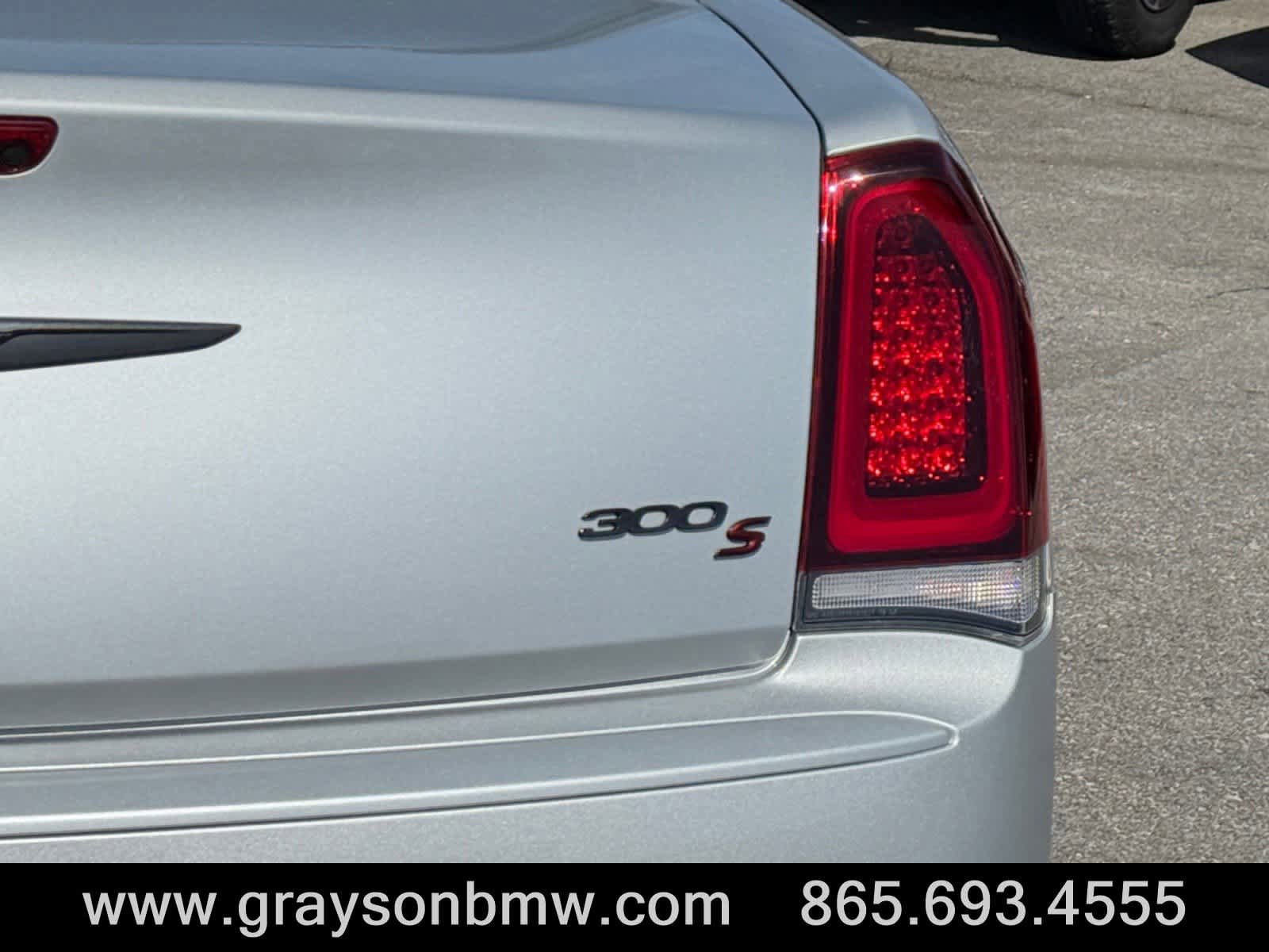 Used 2023 Chrysler 300 S w/ Comfort Group image 10