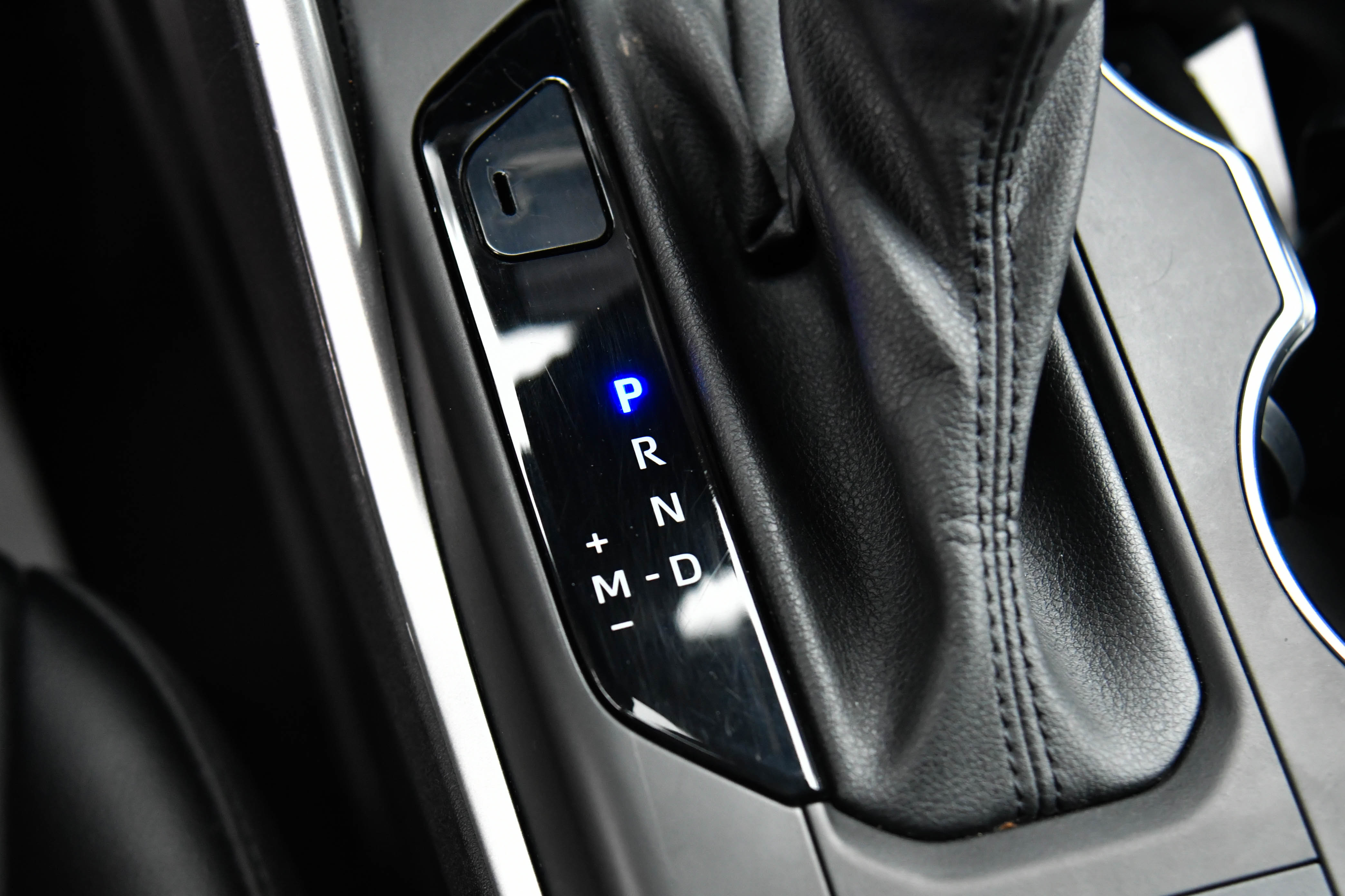 Used 2022 Toyota Highlander XSE image 24