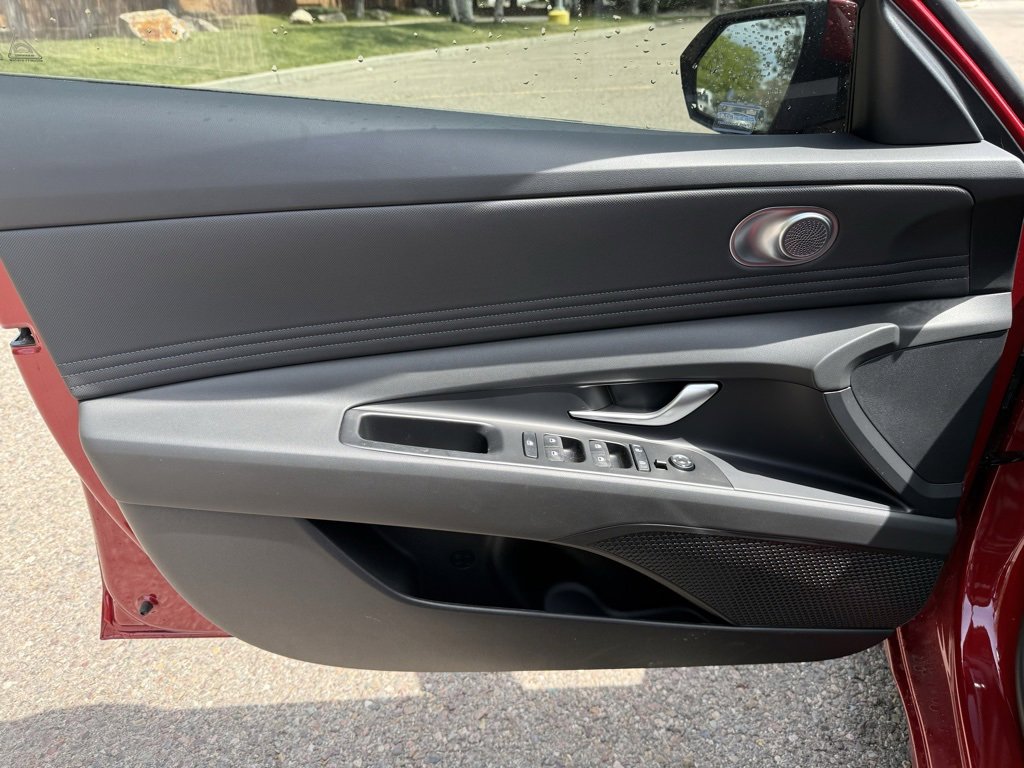 New 2025 Hyundai Elantra SEL w/ Cargo Package image 10