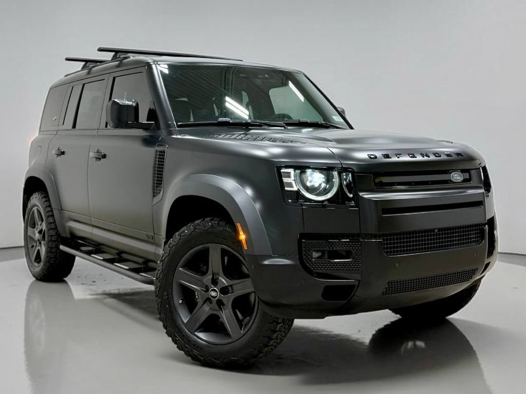 Used 2023 Land Rover Defender 110 V8 AWD/4WD image 8