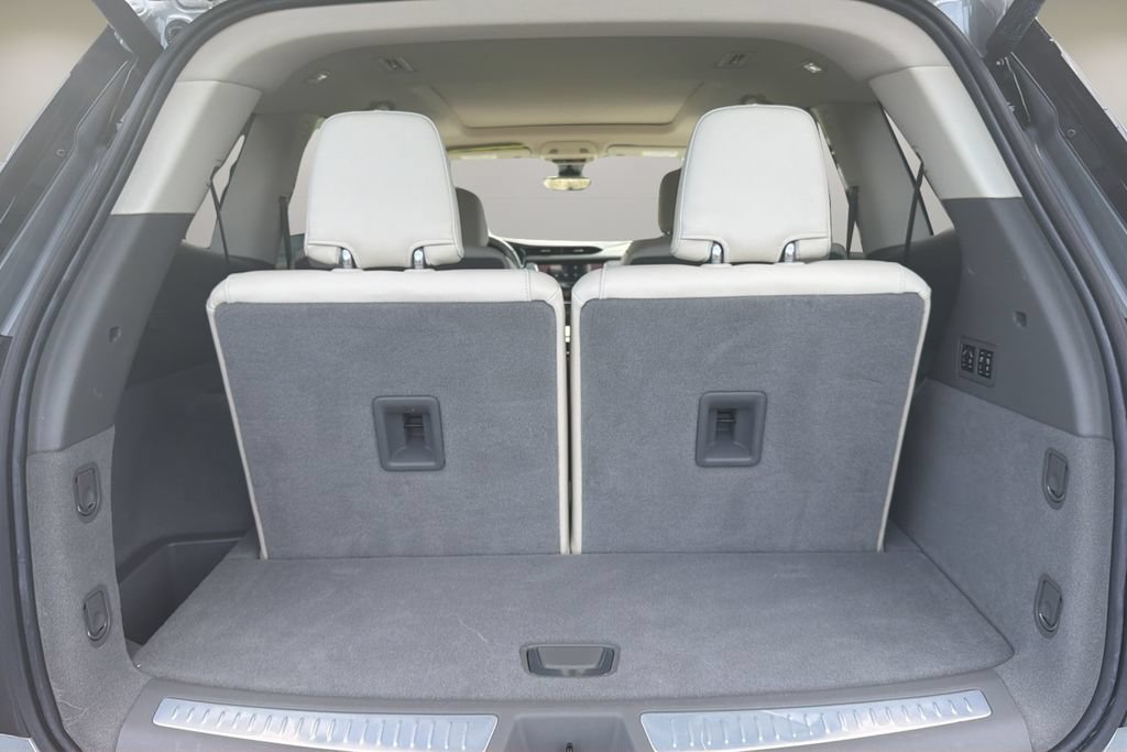 Certified 2024 Cadillac XT6 Premium Luxury w/ Technology Package FWD image 18