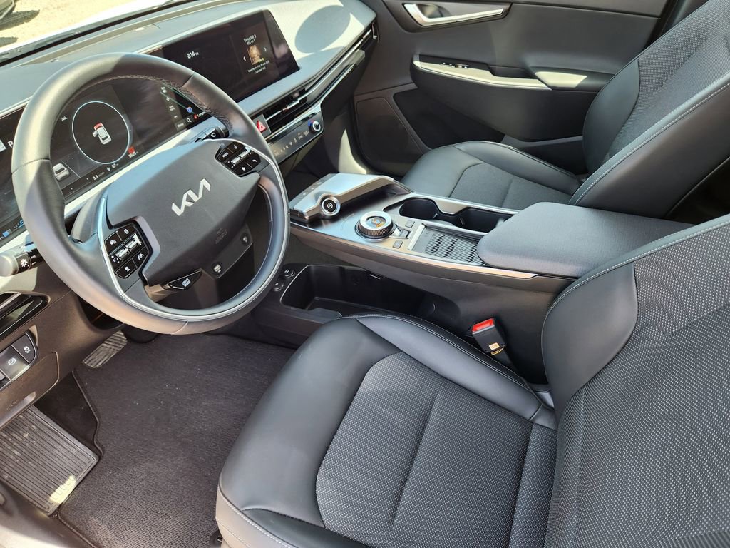 Certified 2024 Kia EV6 Light AWD/4WD image 7