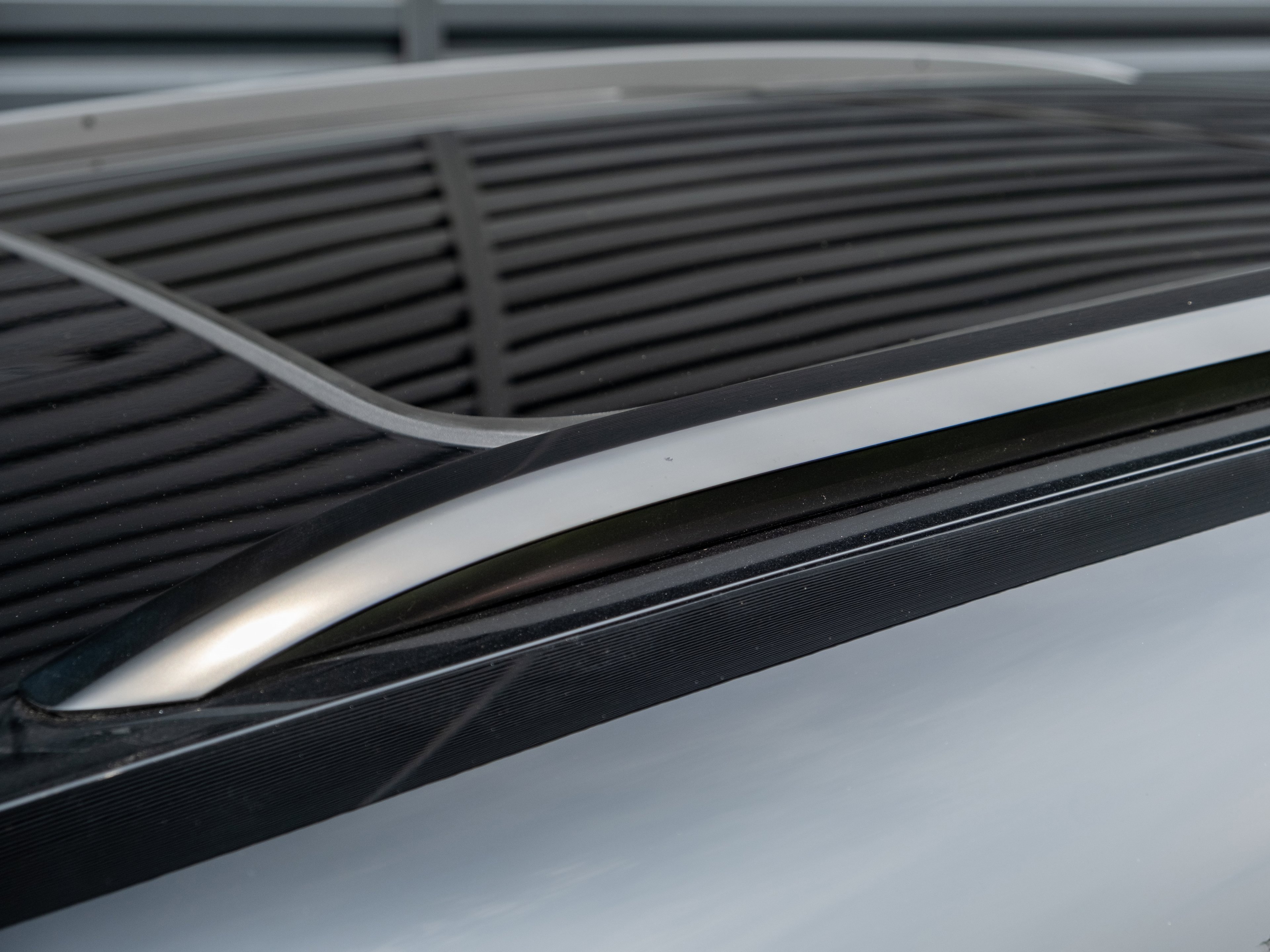 Certified 2025 Porsche Macan image 39