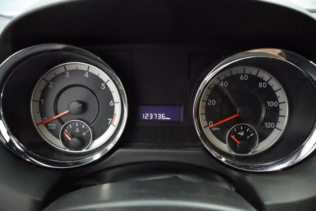 Used 2018 Dodge Grand Caravan SE FWD image 22