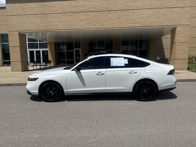 Certified 2025 Honda Accord SE image 1