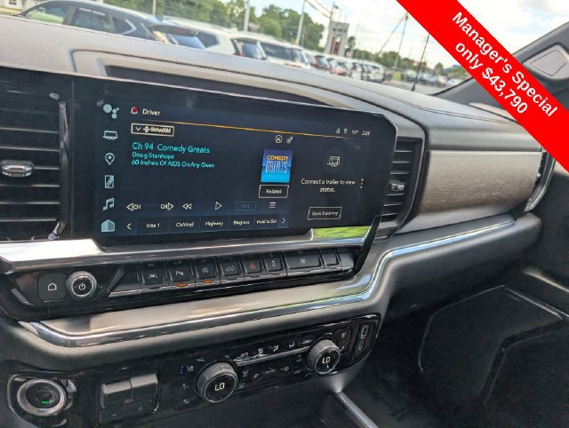 Used 2024 Chevrolet Silverado 1500 High Country w/ Technology Package AWD/4WD image 22