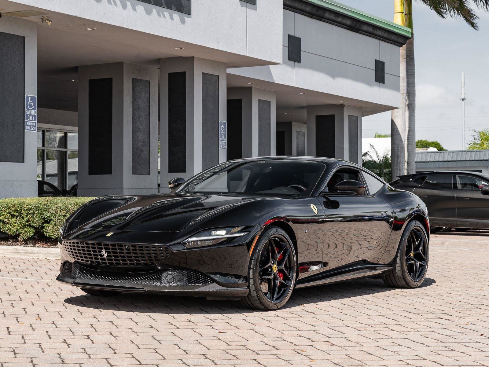 Used 2023 Ferrari Roma RWD image 32