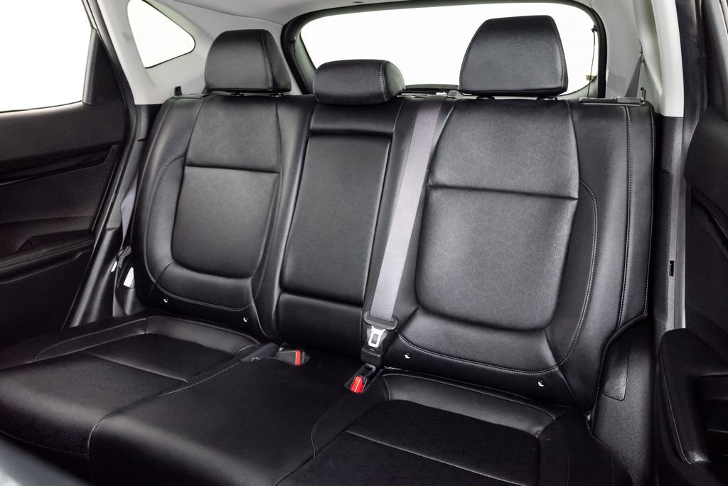 Certified 2025 Kia Seltos EX w/ EX Sunroof Package image 25