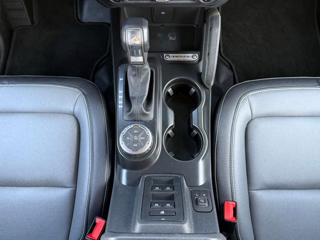 Used 2024 Ford Bronco Everglades image 18