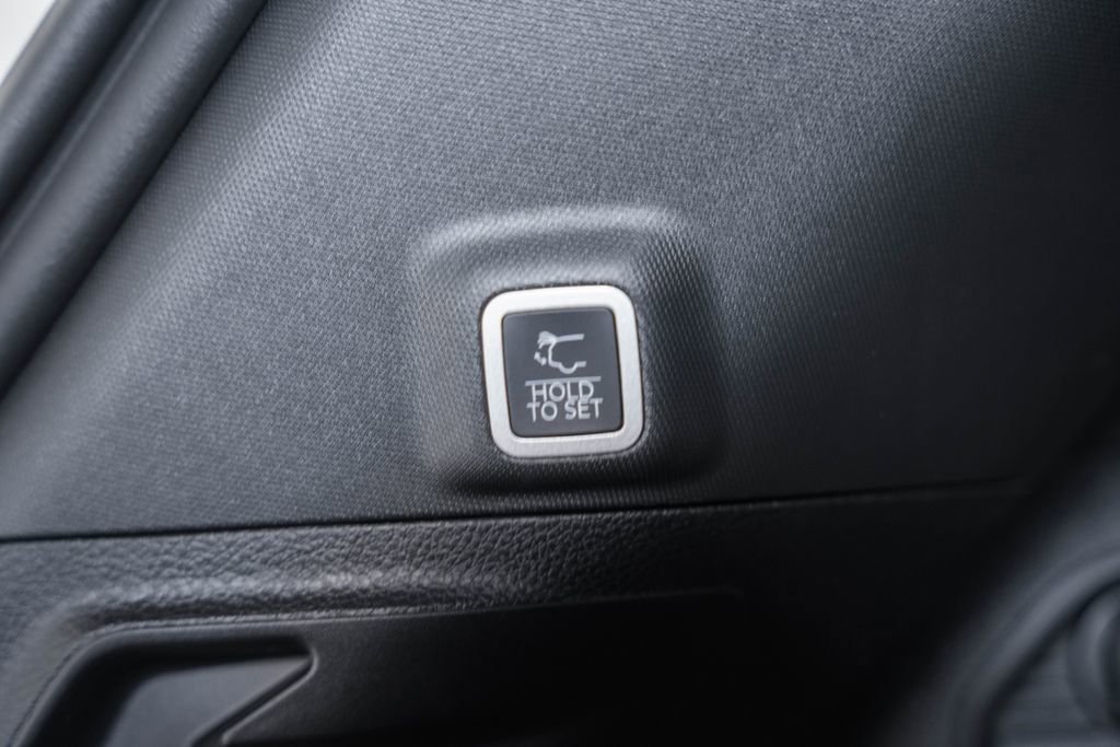 New 2025 Jeep Grand Cherokee Laredo X image 10