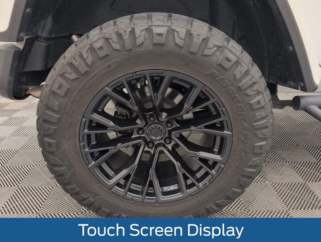 Used 2020 Jeep Wrangler Unlimited Rubicon w/ Uconnect 4C Nav & Sound Group image 17