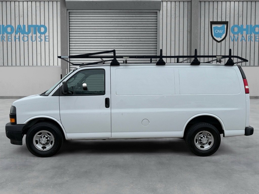 Used 2019 Chevrolet Express 2500 w/ Driver Convenience Package RWD image 4