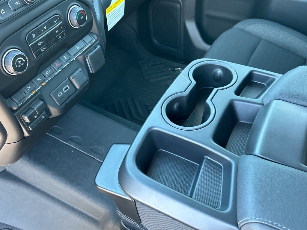New 2026 Chevrolet Silverado 1500 Custom Trail Boss w/ LPO, Dark Essentials Package AWD/4WD image 15