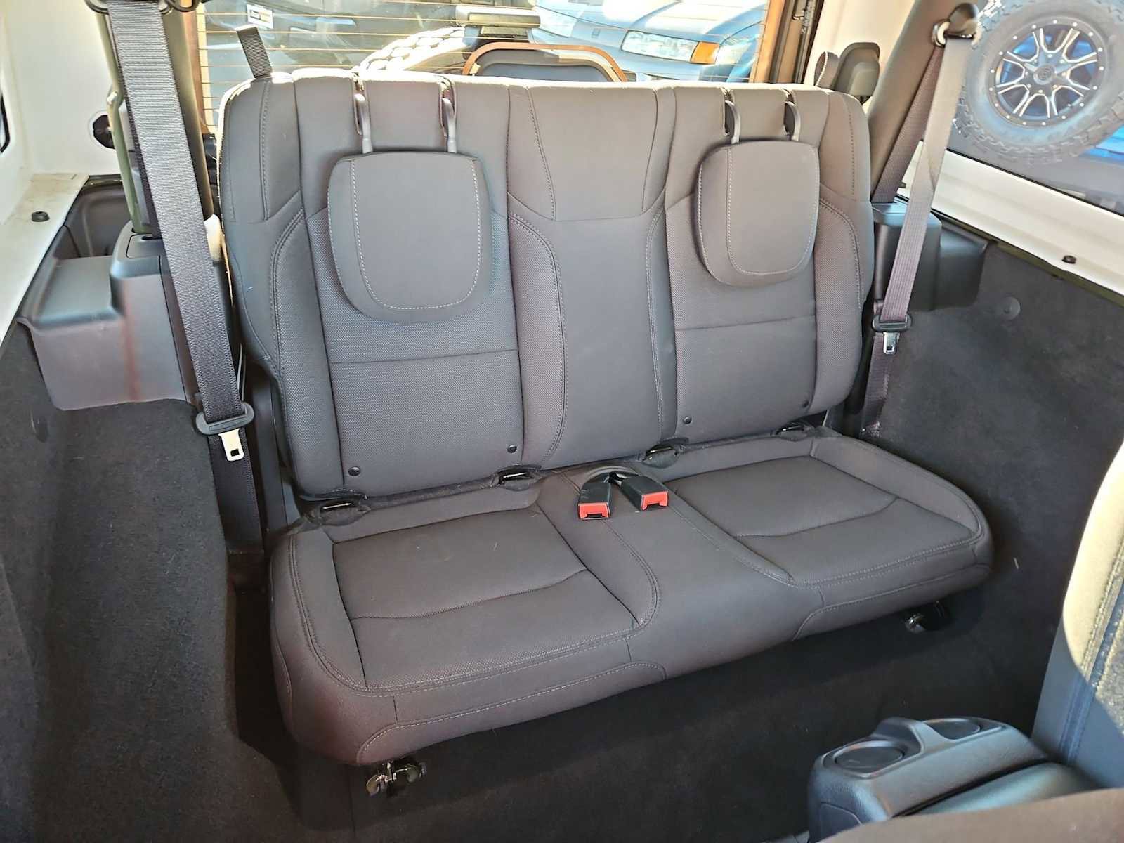 Used 2022 Jeep Wrangler Willys image 18