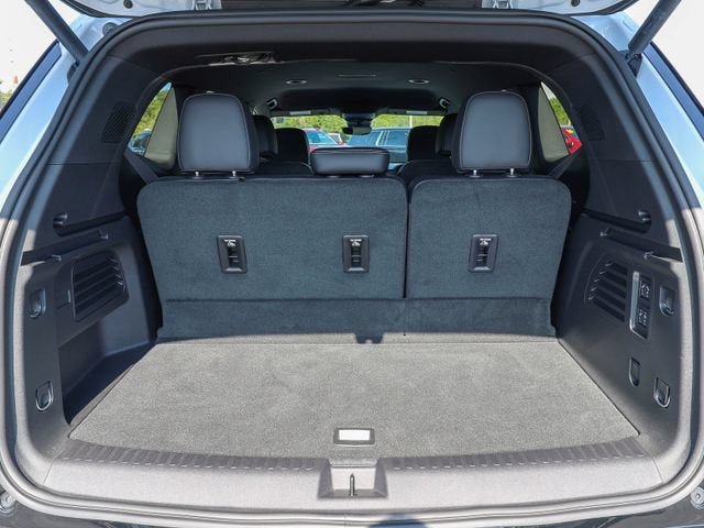 New 2026 Buick Enclave Sport Touring w/ Power Package FWD image 29