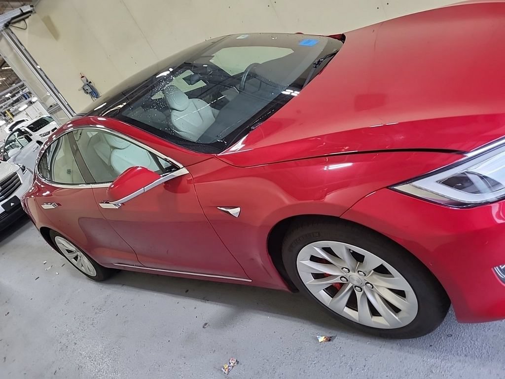 Used 2019 Tesla Model S Performance AWD/4WD image 3