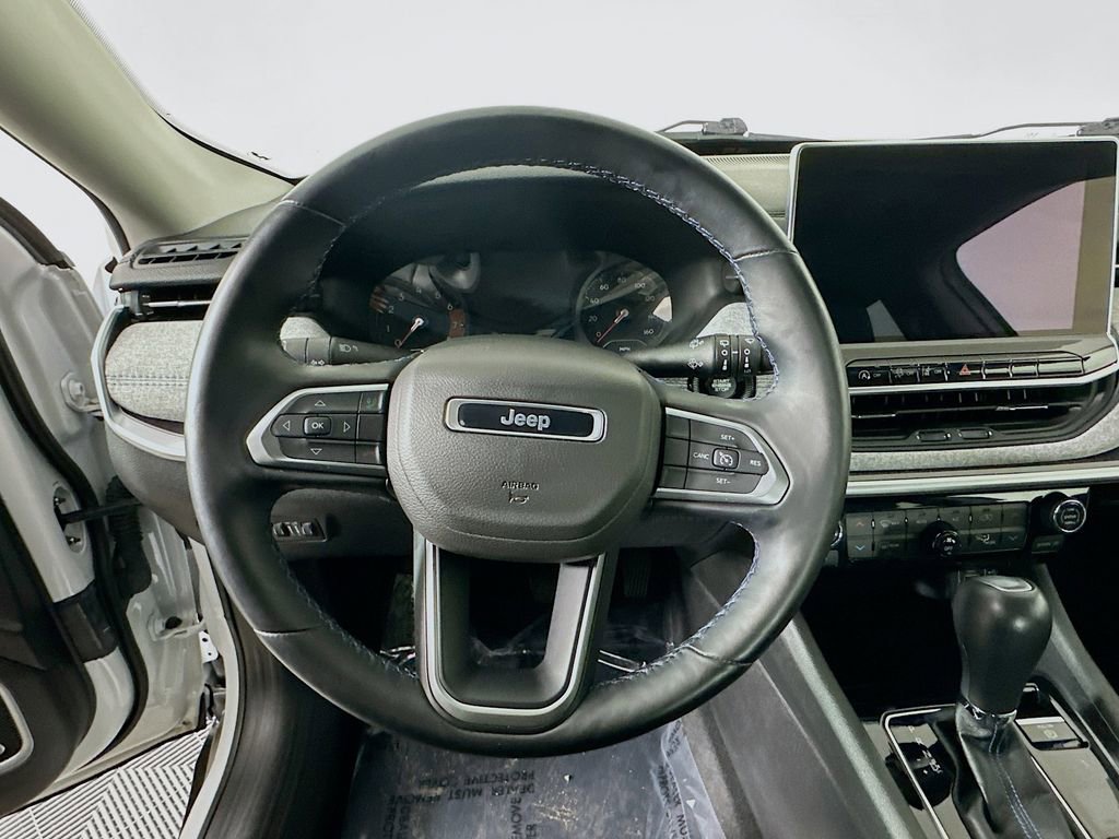 Certified 2022 Jeep Compass Latitude w/ Sun and Sound Group image 19