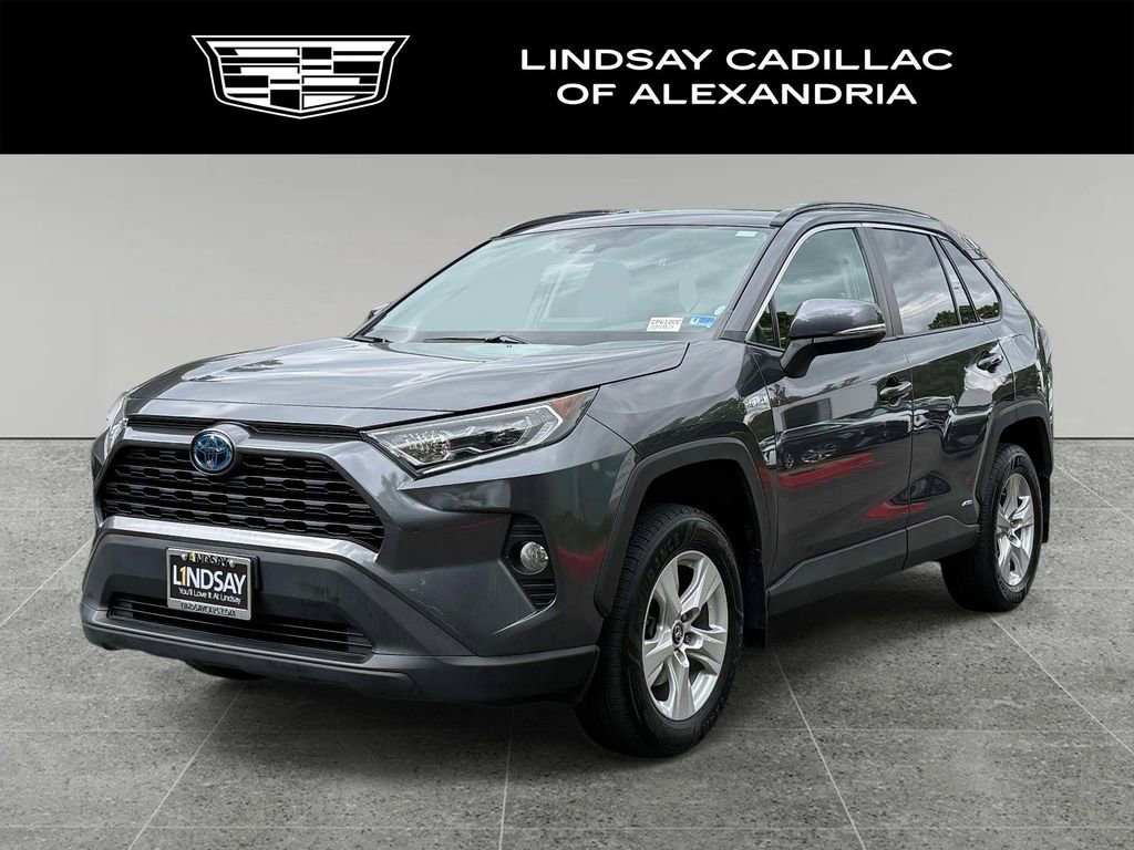 Used 2020 Toyota RAV4 XLE w/ Convenience Package