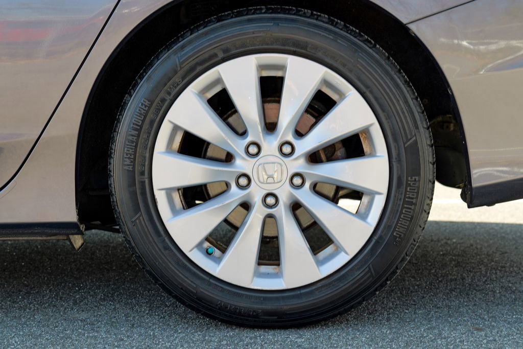 Used 2014 Honda Accord EX-L image 14