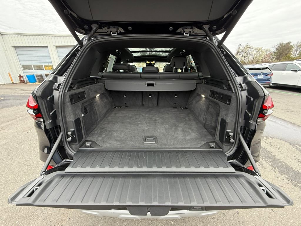 Used 2025 BMW X5 sDrive40i w/ Climate Comfort Package image 26