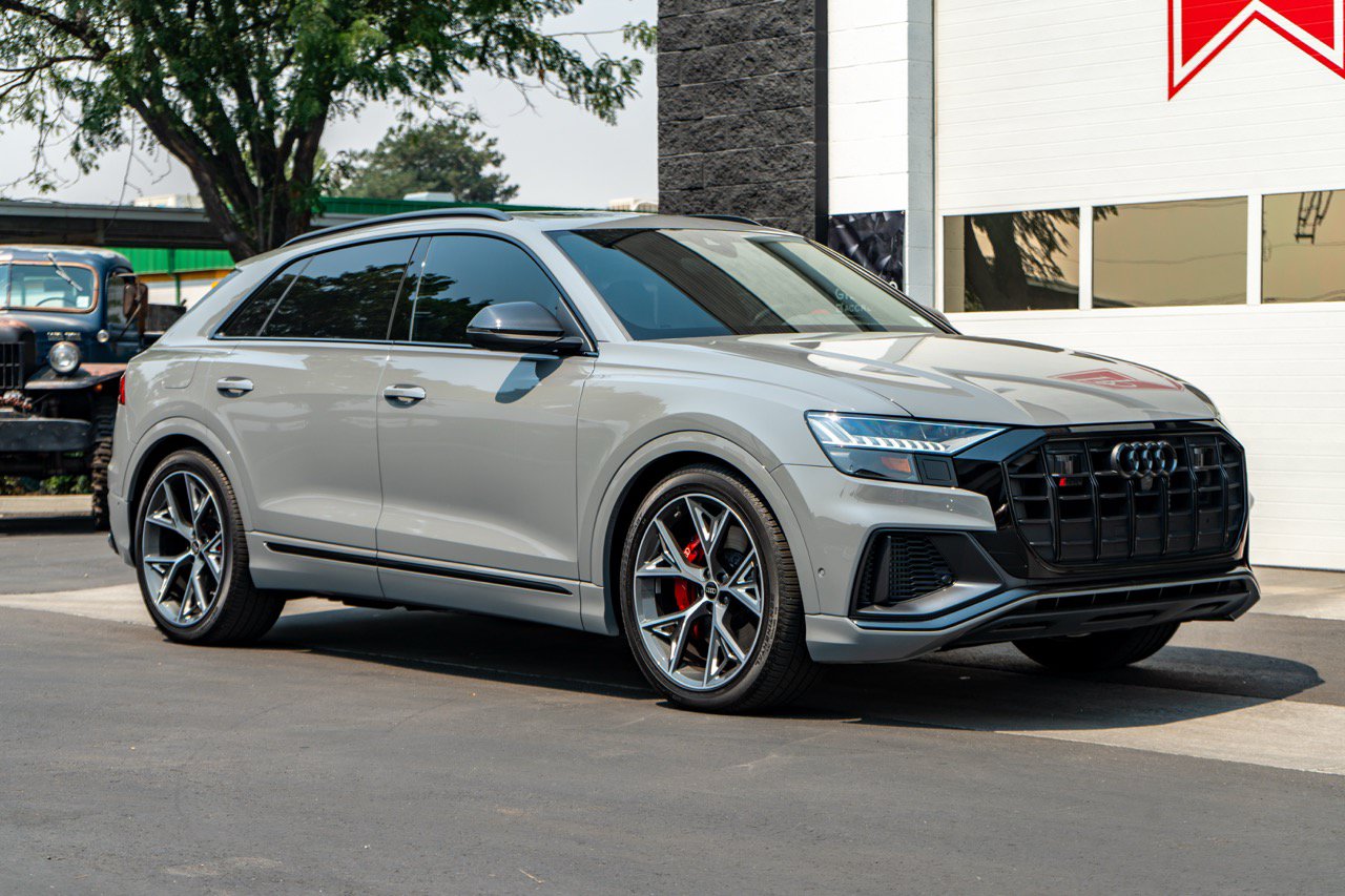 Used 2023 Audi SQ8 Prestige AWD/4WD image 30