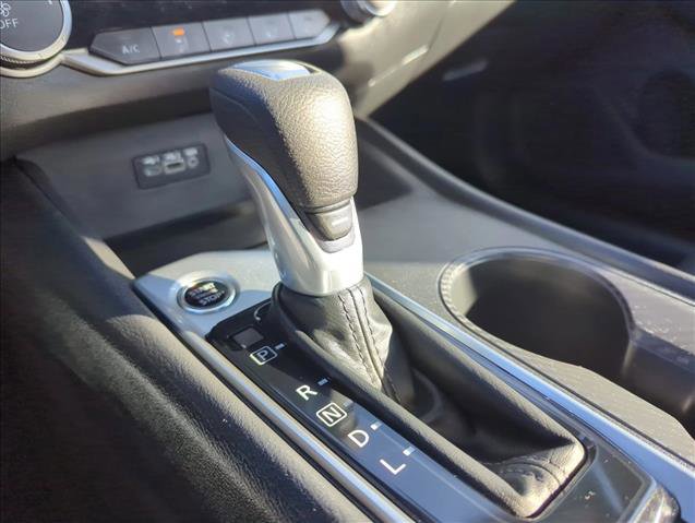 Used 2025 Nissan Altima 2.5 SV image 12