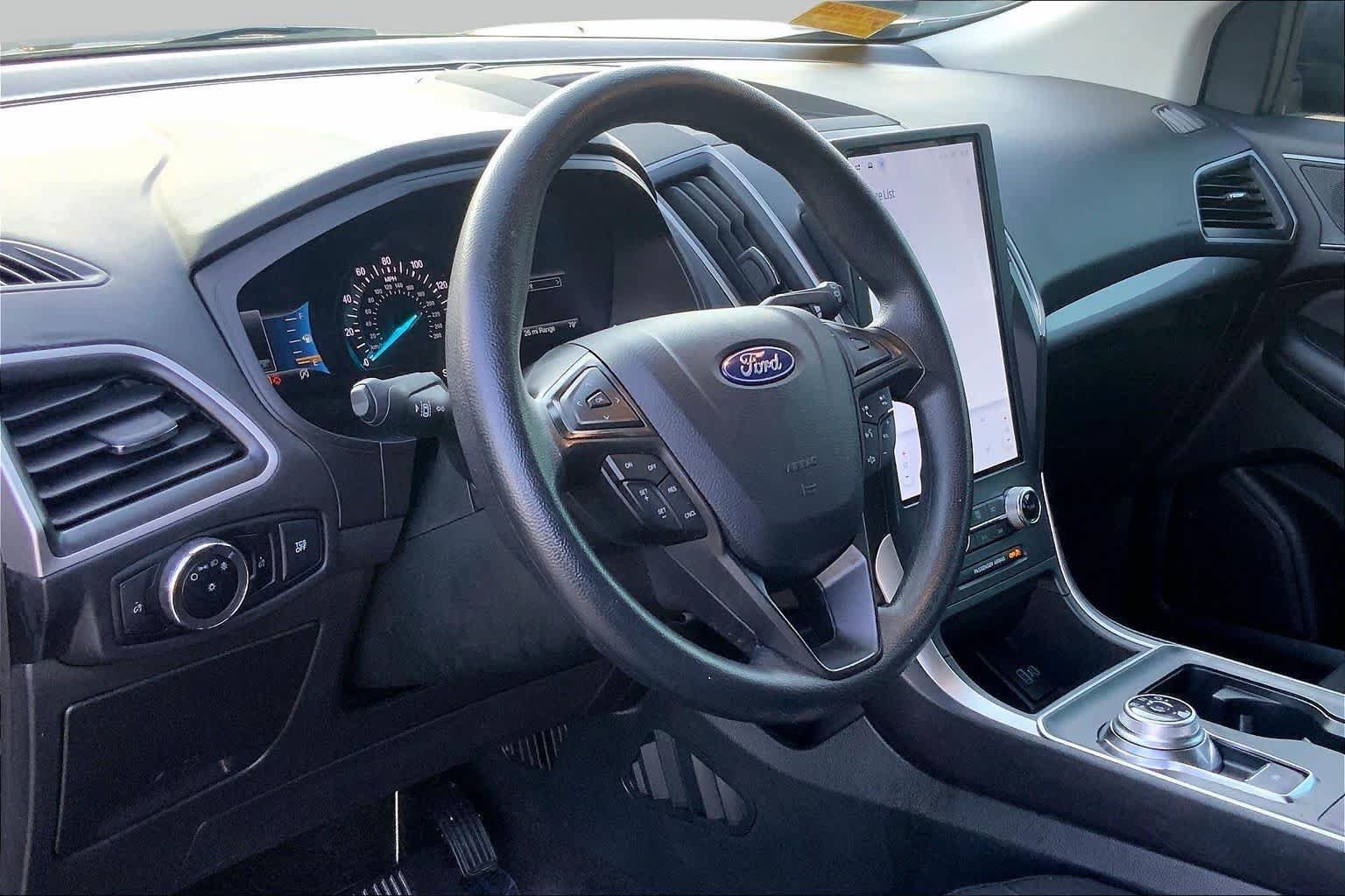 Certified 2024 Ford Edge SE AWD/4WD image 16