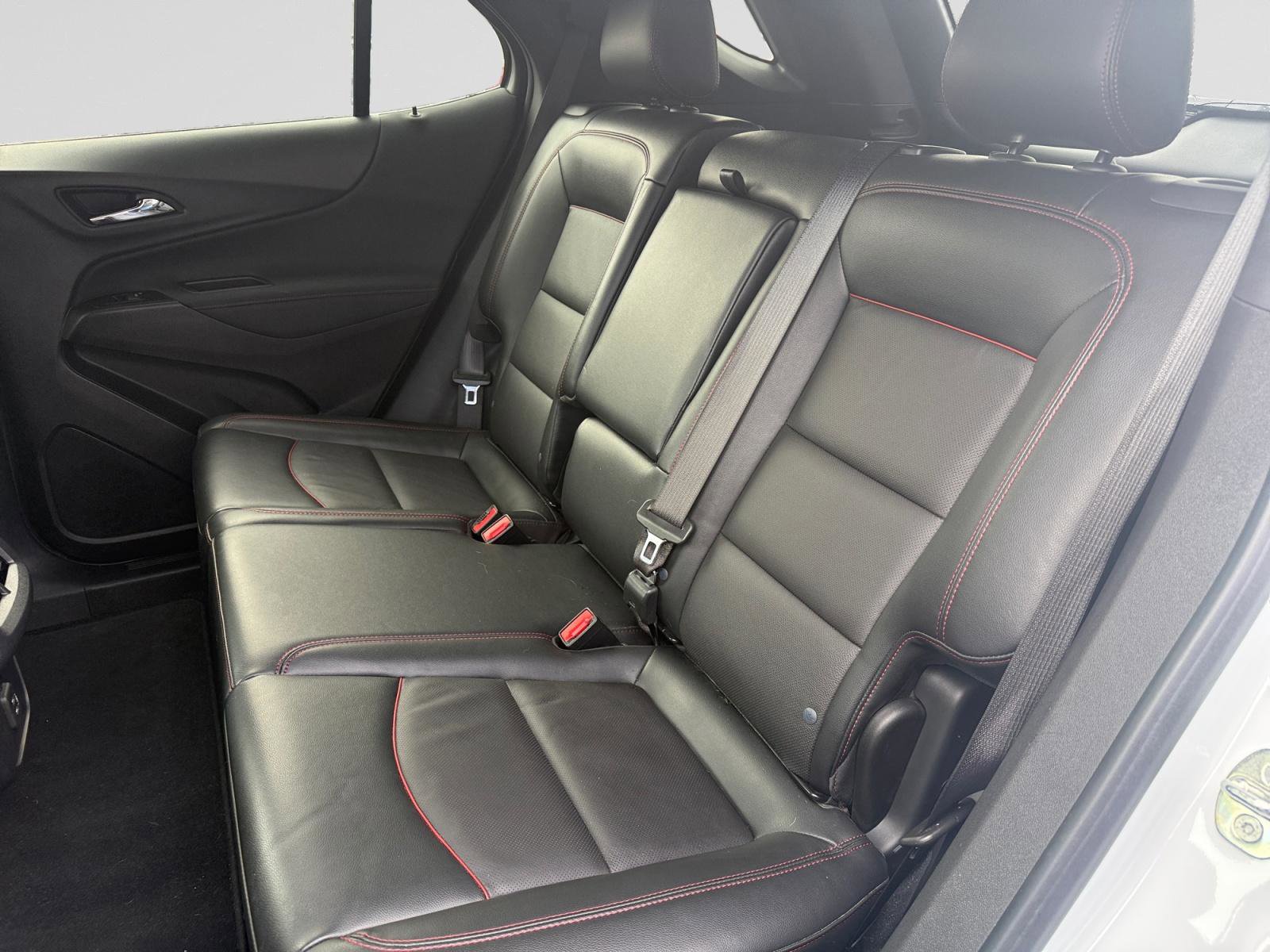 Used 2023 Chevrolet Equinox RS w/ RS Leather Package image 13