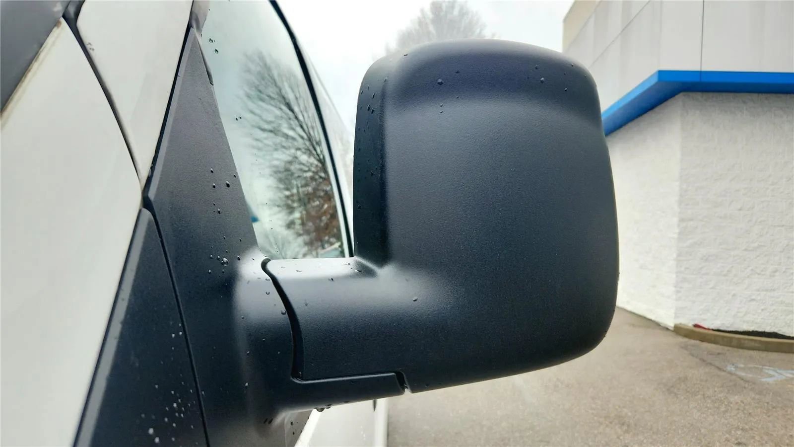 Used 2021 Chevrolet Express 2500 Extended w/ Driver Convenience Package image 7