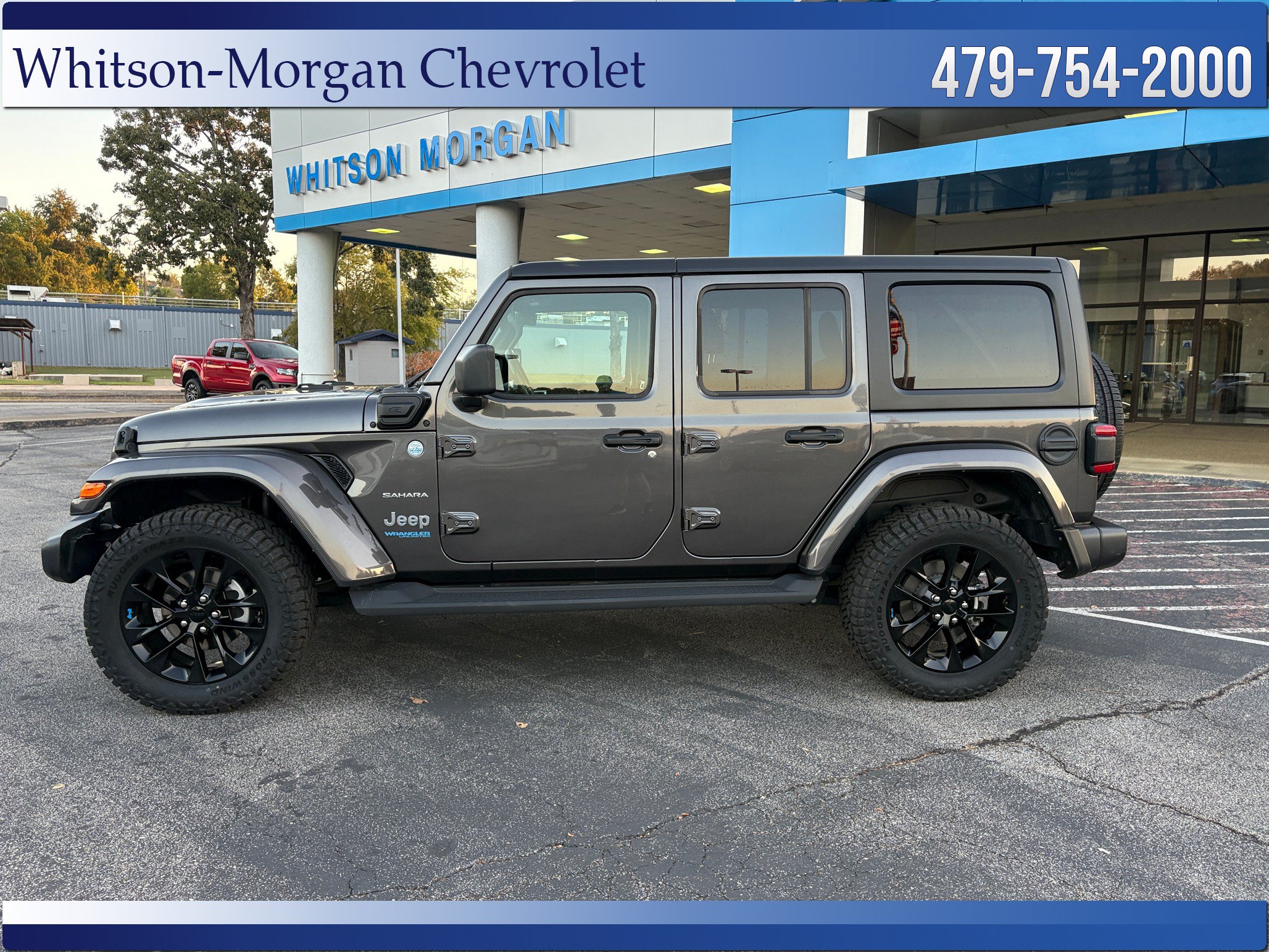 Used 2022 Jeep Wrangler Unlimited Sahara w/ Cold Weather Group AWD/4WD image 2