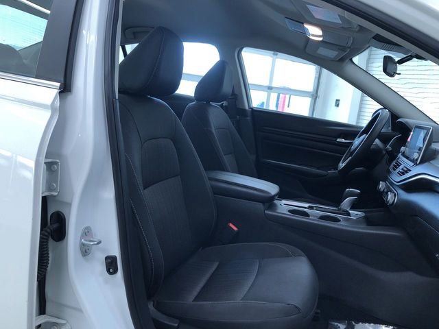 Used 2025 Nissan Altima 2.5 SV image 22
