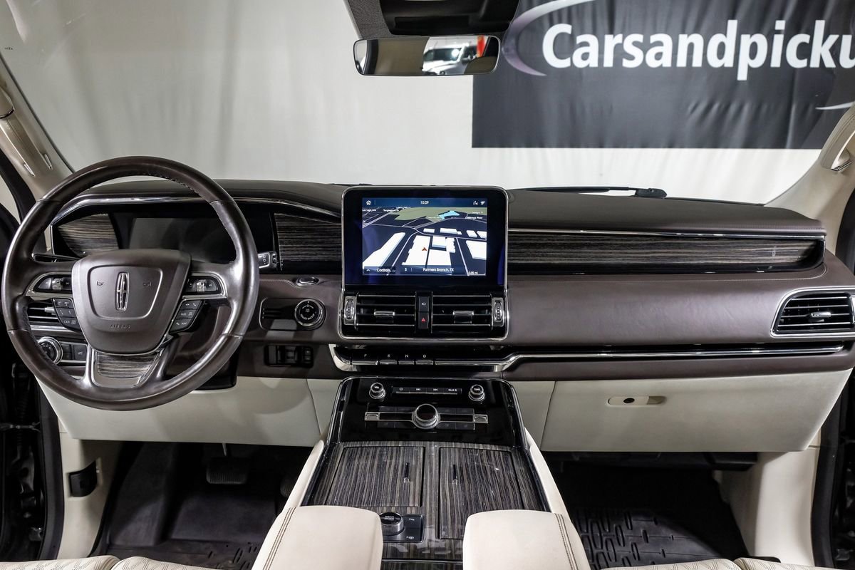 Used 2020 Lincoln Navigator Black Label w/ Cargo Convenience Package AWD/4WD image 14