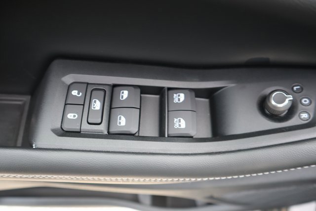 New 2025 Jeep Grand Cherokee L Laredo w/ Luxury Tech Group I image 10