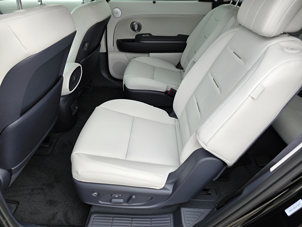 New 2026 Hyundai Palisade Calligraphy AWD/4WD image 11