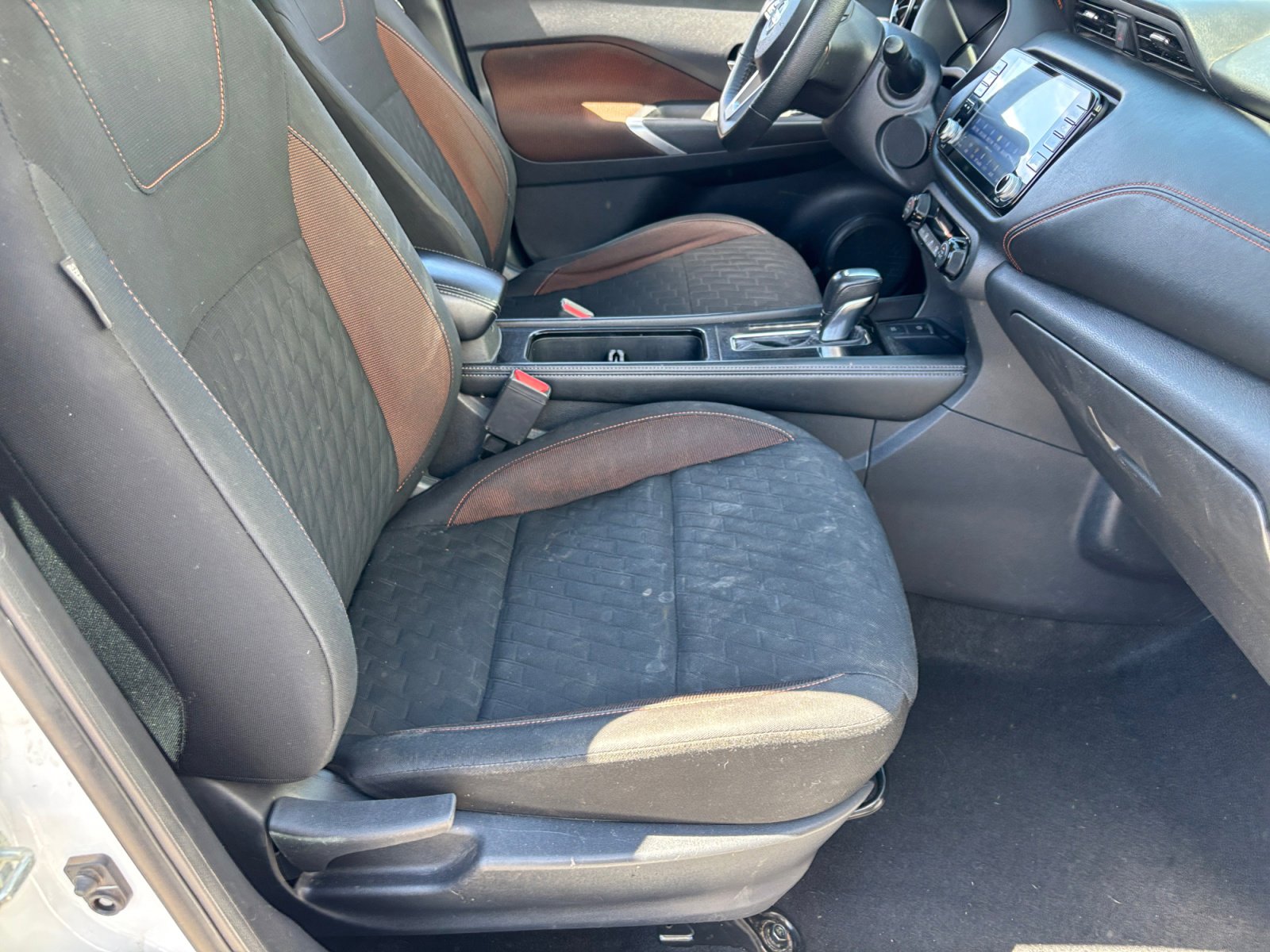 Used 2021 Nissan Kicks SR FWD image 19