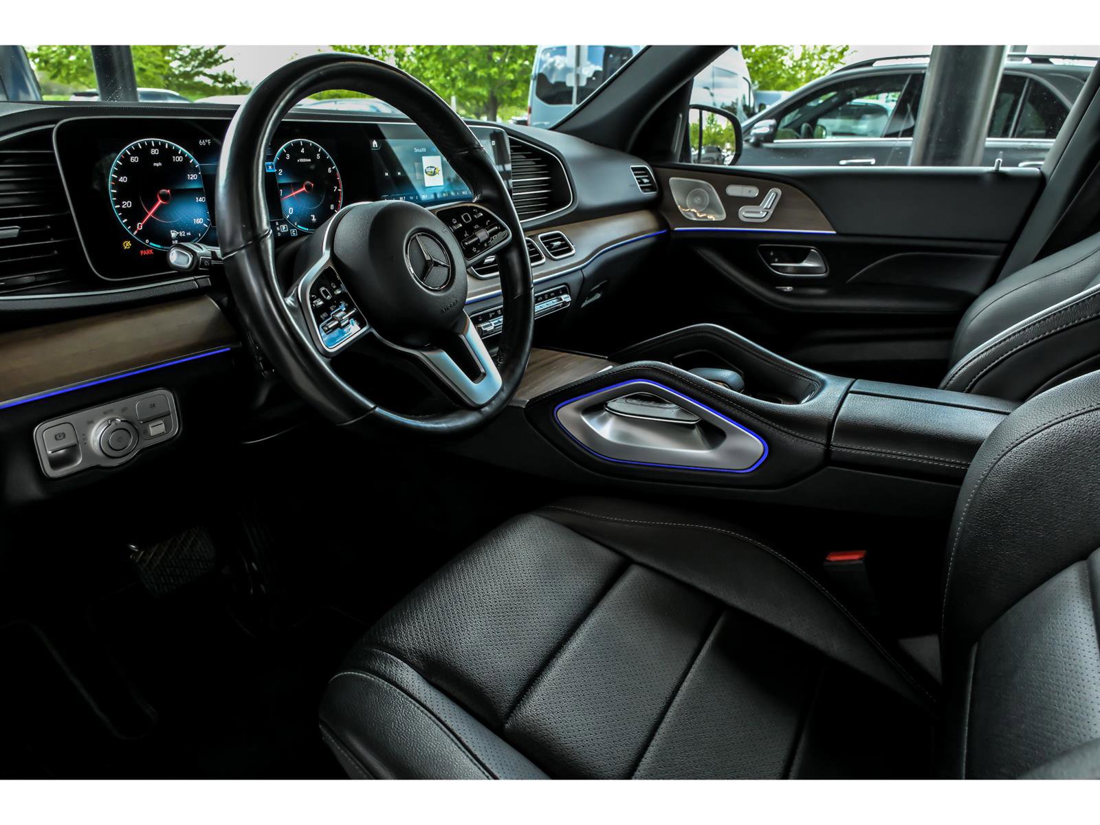 Used 2021 Mercedes-Benz GLE 350 4MATIC w/ Premium Package image 8
