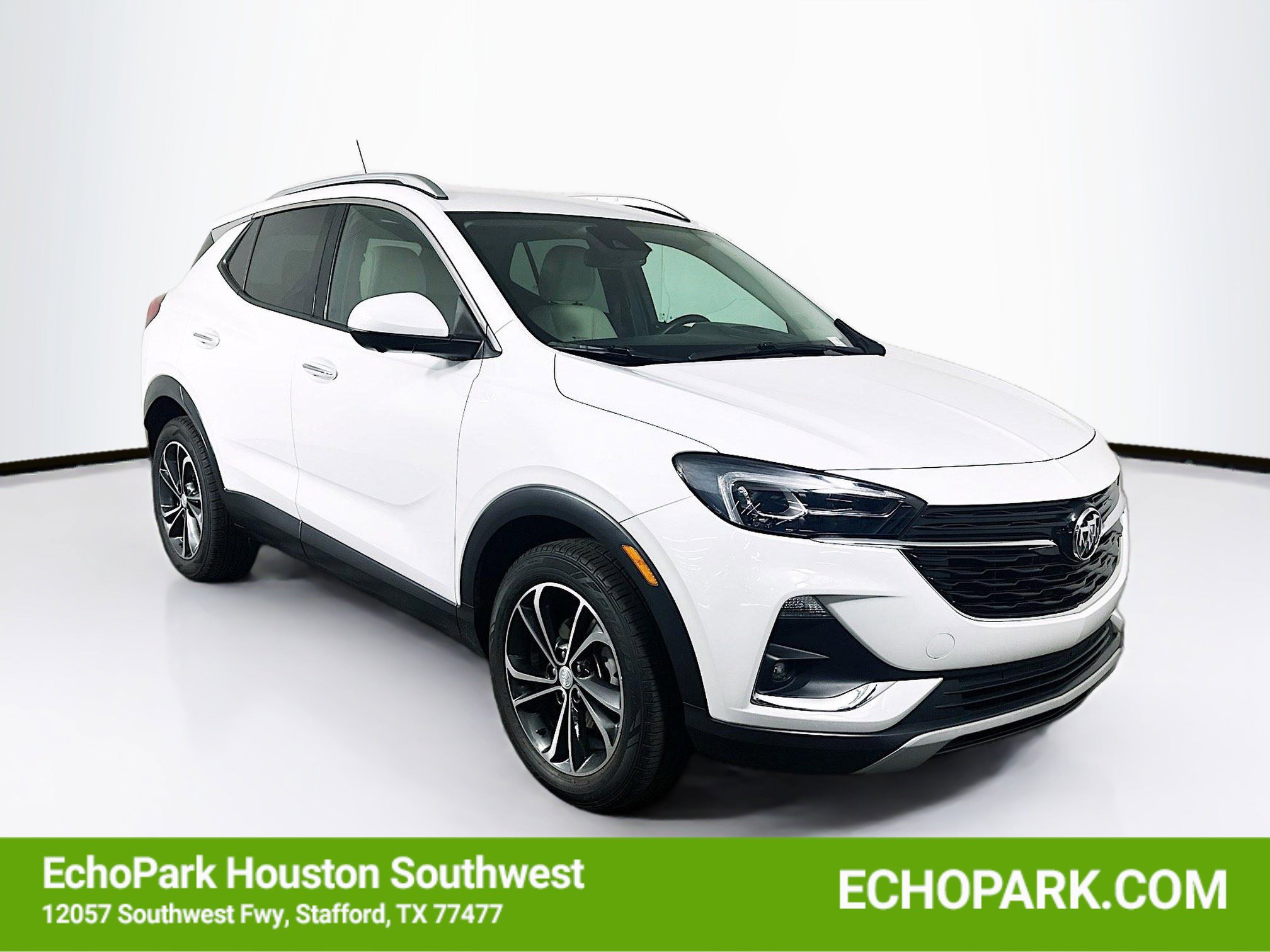 Used 2022 Buick Encore GX Essence w/ Advanced Technology Package FWD image 1