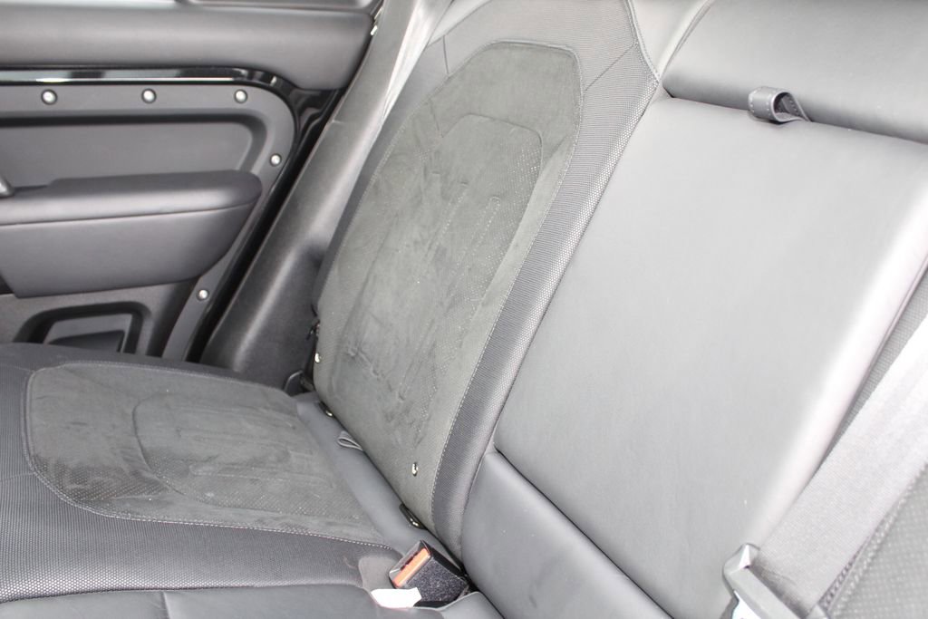 Used 2022 Land Rover Defender 110 V8 image 22